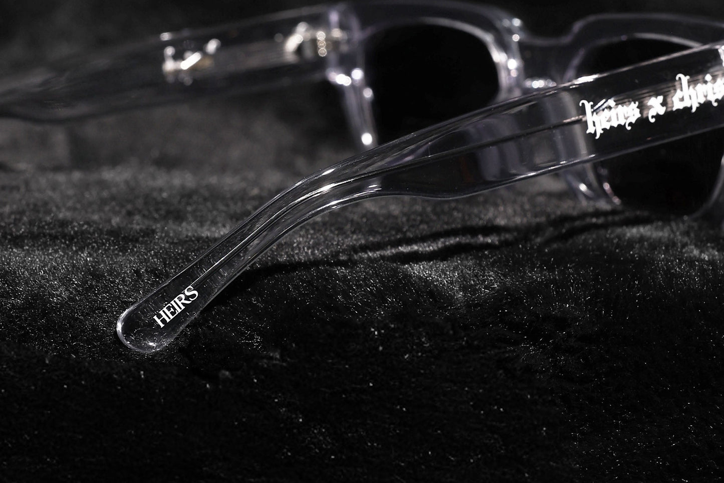 'HC' Transparent Light Gray Frame Sunglasses