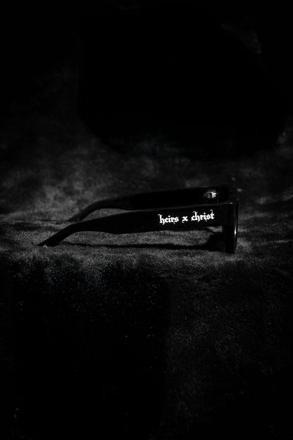 'HC' Black Frame Sunglasses